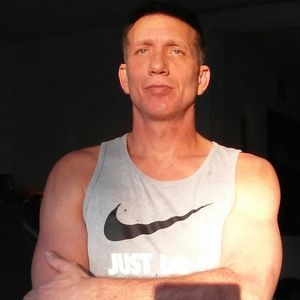 Meet your Posher, Kurtis